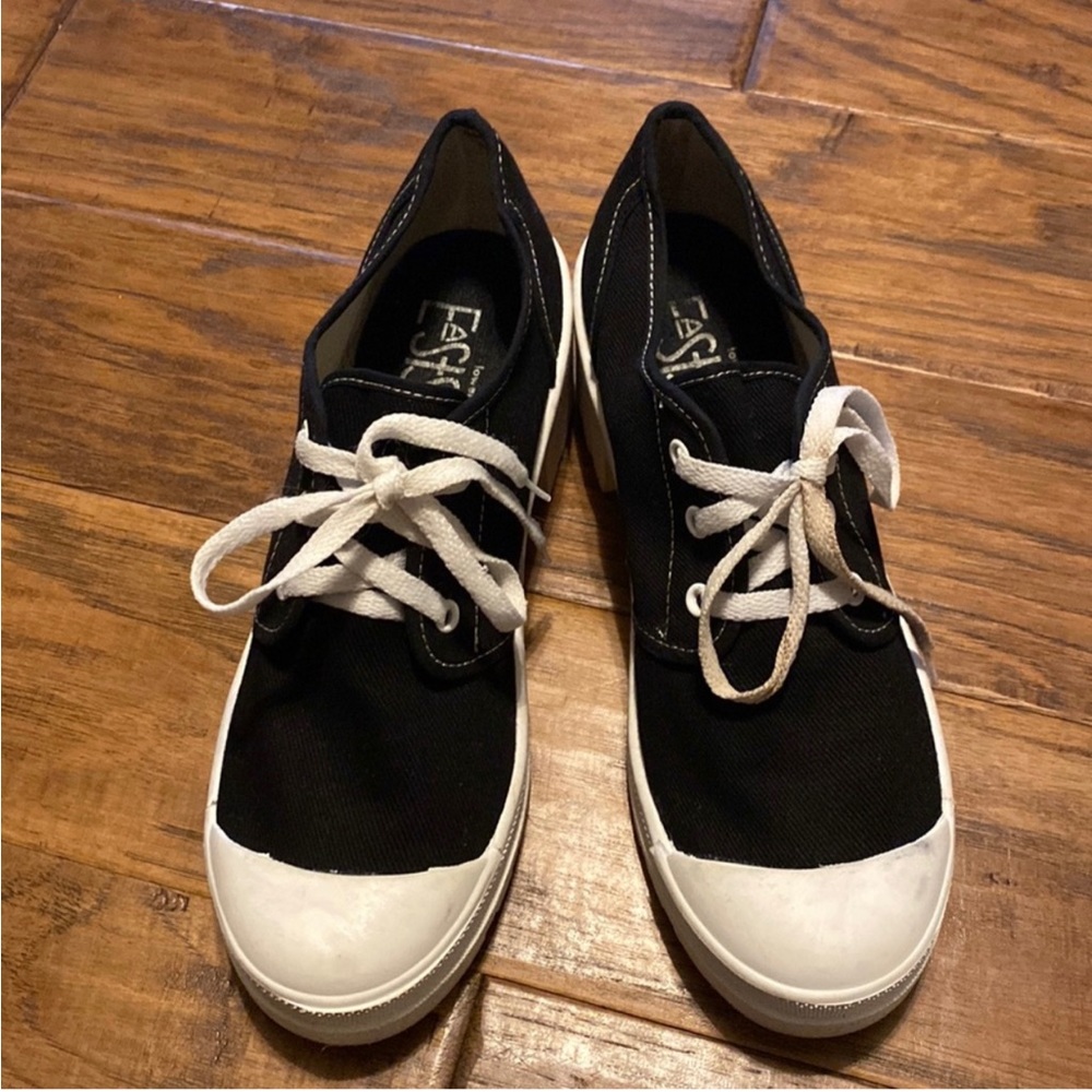 Lower East Side Women’s 10 Chunky Sneaker Platform Shoe